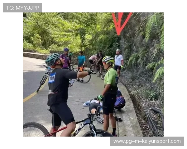 自行车赛段意外大起伏,自行车赛事故视频 自行车赛段意外大起伏,自行车赛事故视频